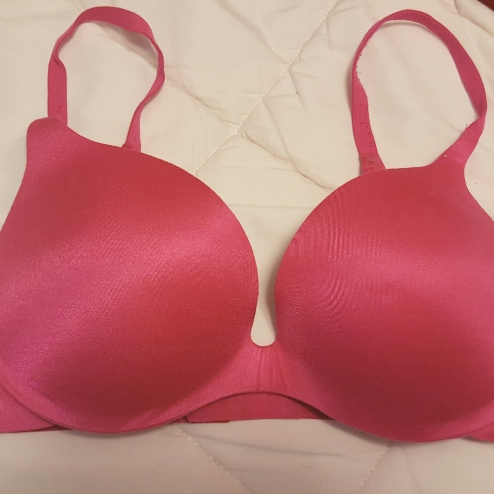 VS Victoria's secret push up 38B